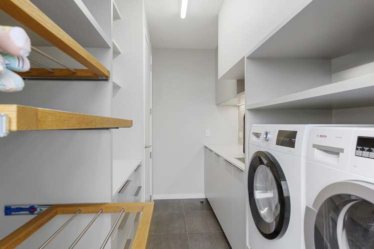 6 Swanton Drive Huntsbury_30