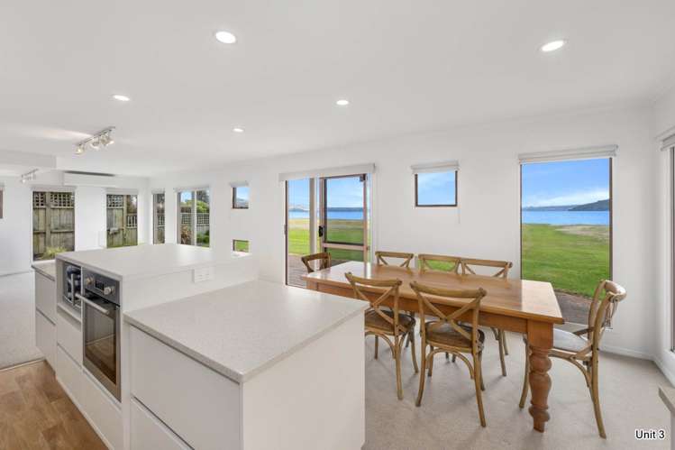 Unit 1-3 /27 Willow Avenue_3