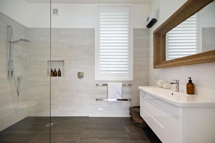 13 Loop Road Kelvin Heights_20