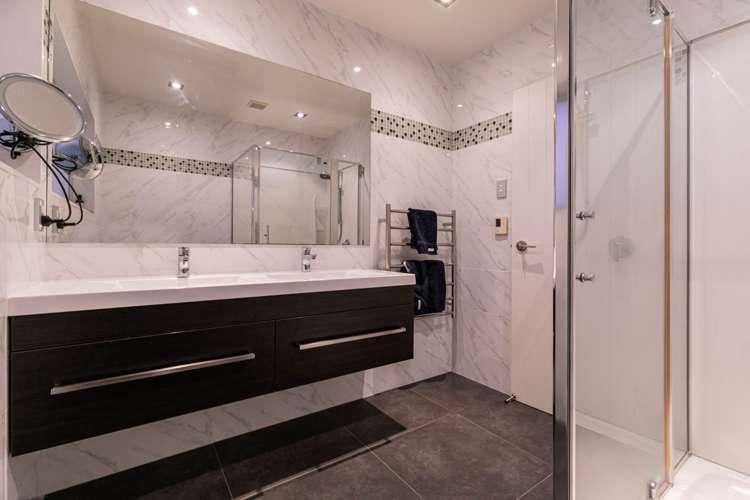 14 Huntington Park Drive Greenhithe_13