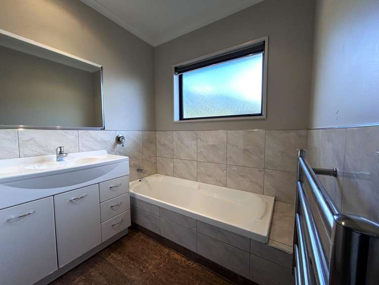 122 Ward Street Cobden_19