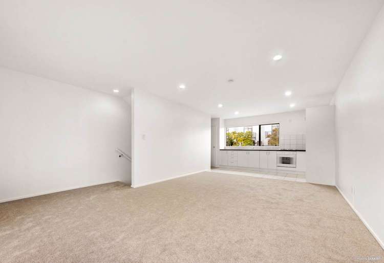 4/1 Briar Way New Lynn_4