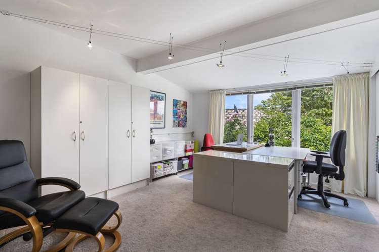 16 Coroglen Avenue Birkenhead_29