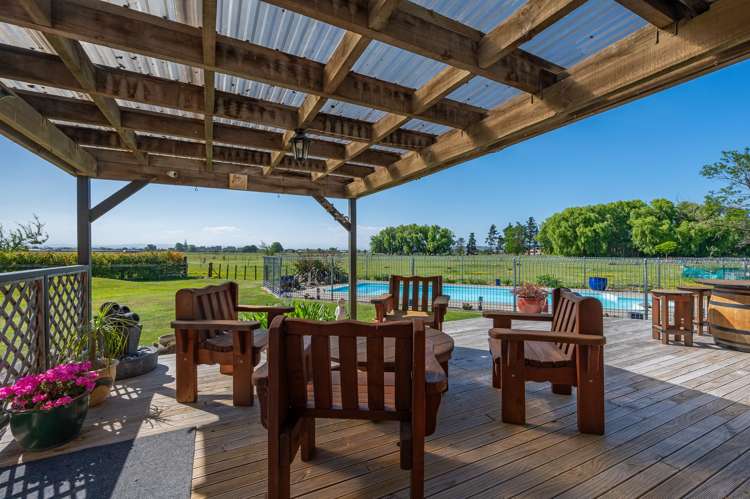 13 The Loop Meeanee_2