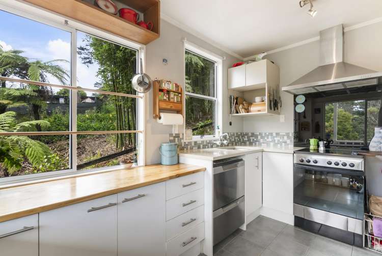 126 Candia Road Henderson Valley_28