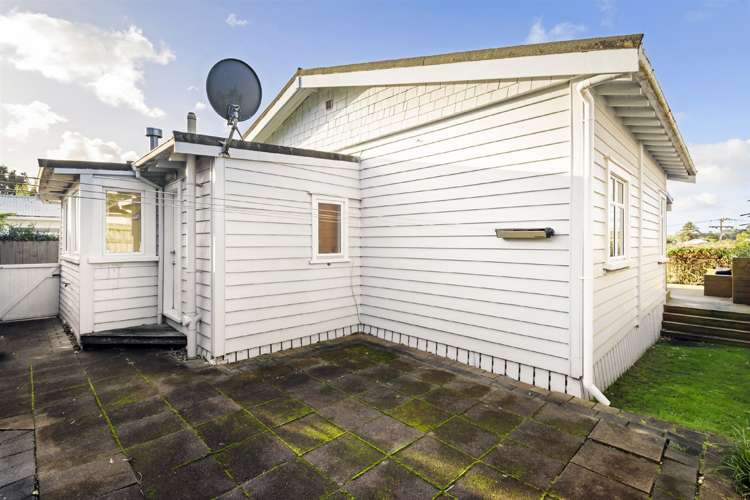 50 Kiwi Road Point Chevalier_37