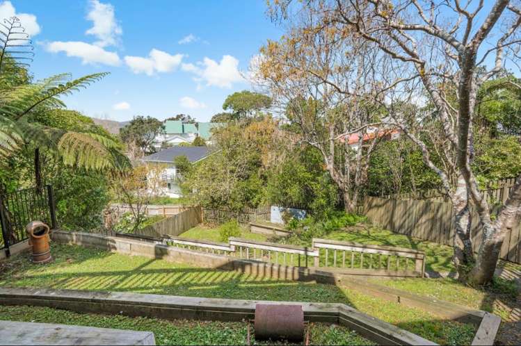 7 Gainsborough Grove Belmont_23