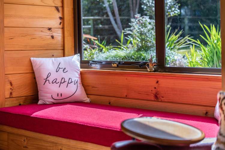 143 Woodlands Park Road Titirangi_7