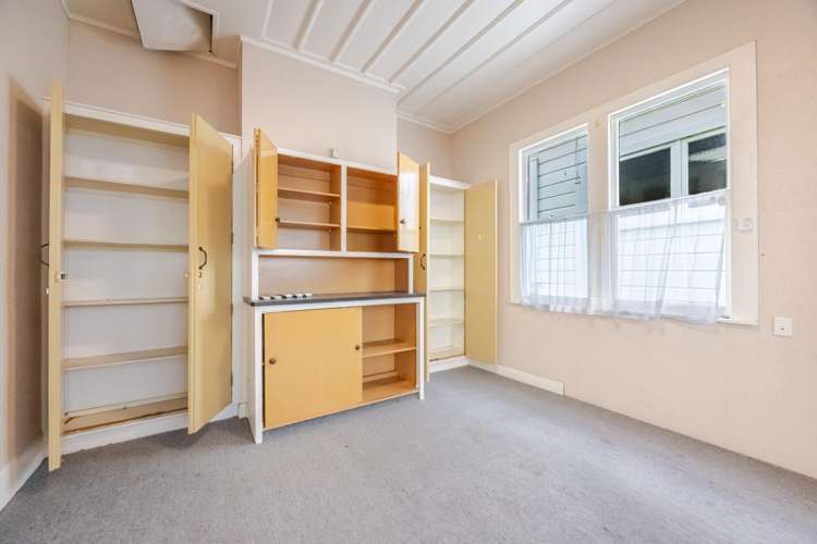 25 Clive Square West Napier South_10