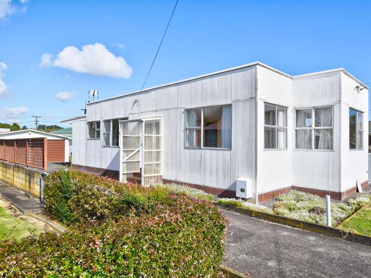 12 Falkland Street Wanganui East_17