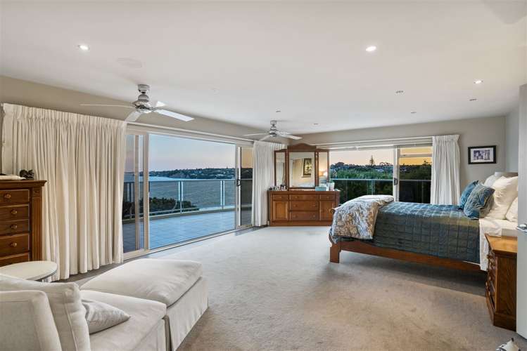 1/25 Churchill Road Murrays Bay_7