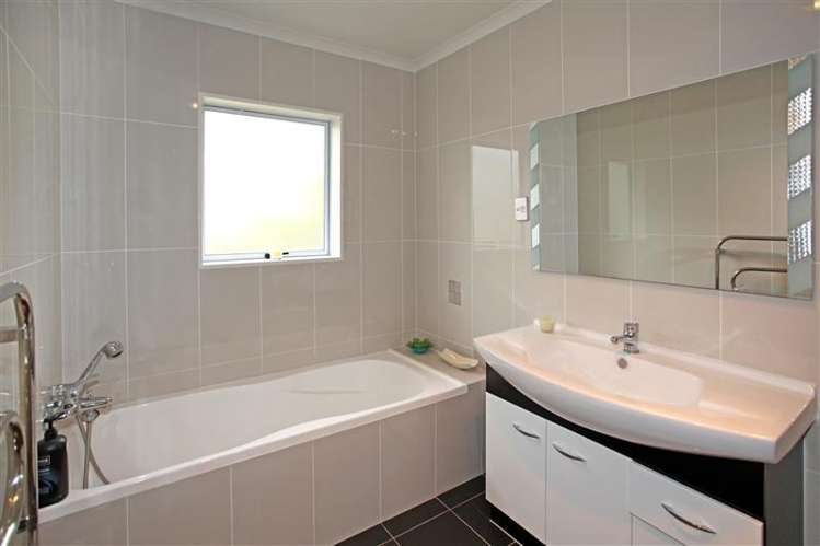 8 Waynes Place Pukekohe_10