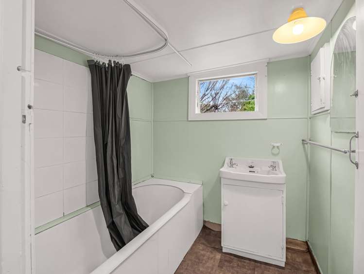 9 Niblett Street Whanganui Centre_15