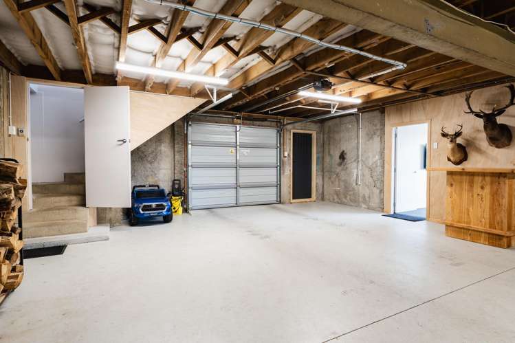 90 Main South Road Green Island_19