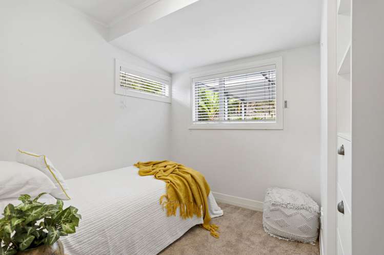 146 Laingholm Drive Laingholm_14