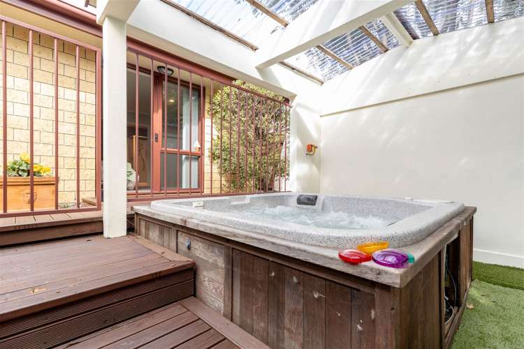 8 Limes Avenue Parklands_15