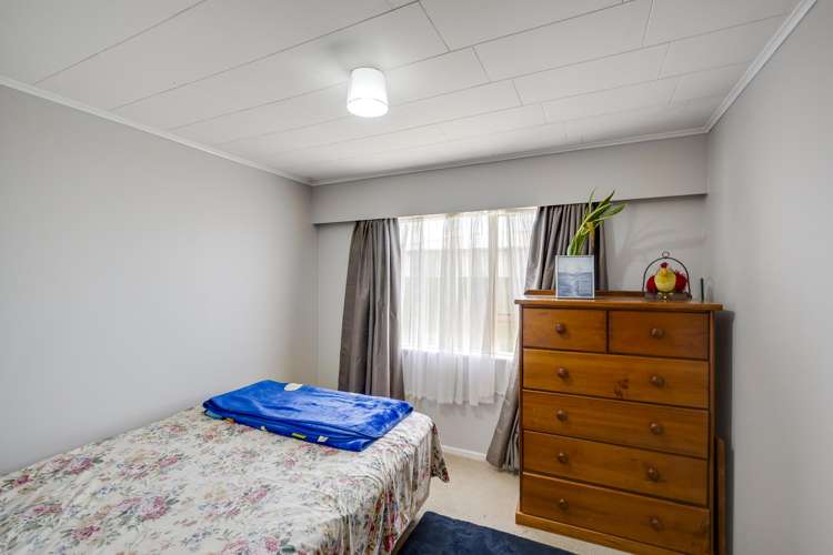 17 Walton Place Flaxmere_10