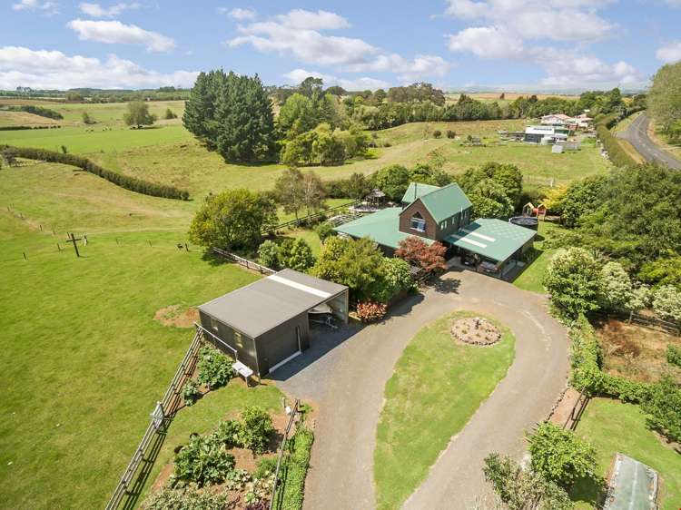 1682 Churchill Road Pukekawa_24