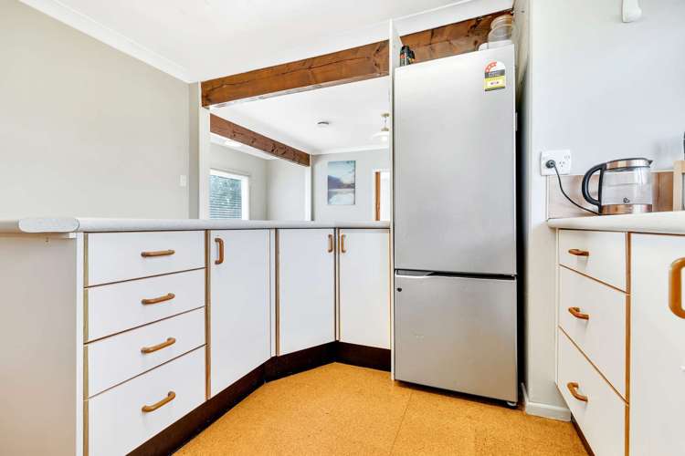 6 Otonga Road Springfield_11