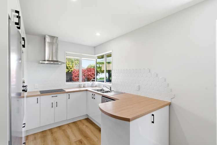 3 Chamberlain Lane Rangiora_7