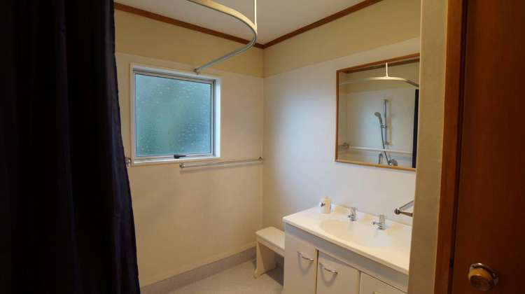 12 Seaview Road Ruakaka_13