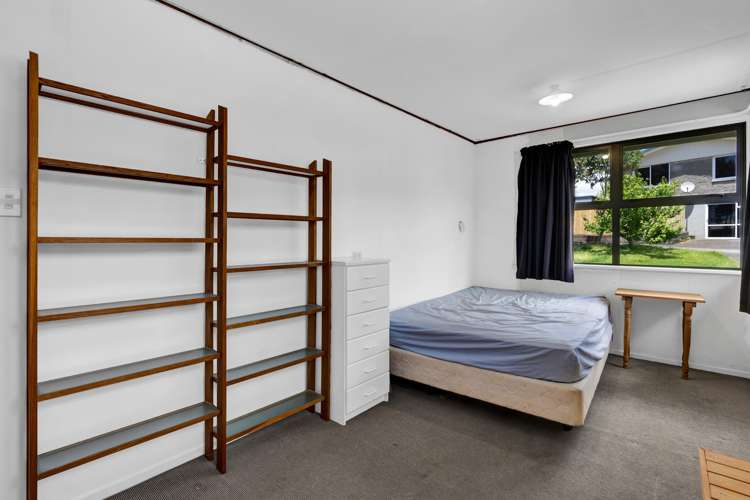 87 Wrantage Street Westown_12