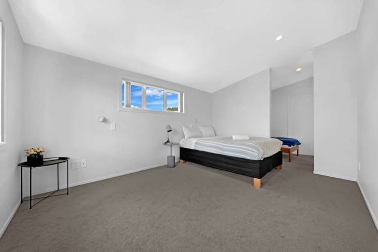 640 Beach Road Browns Bay_13