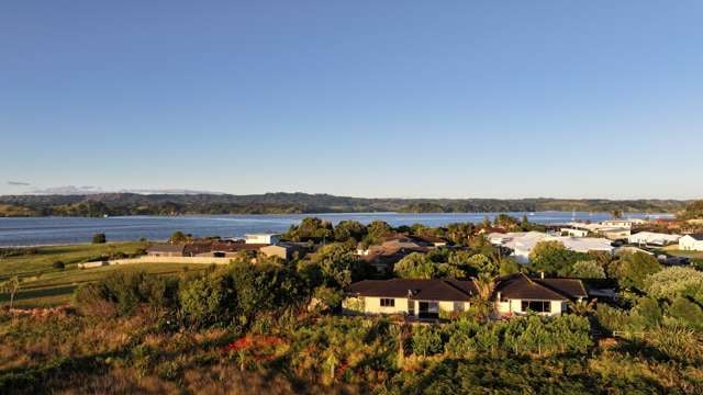 Harbour side retreat