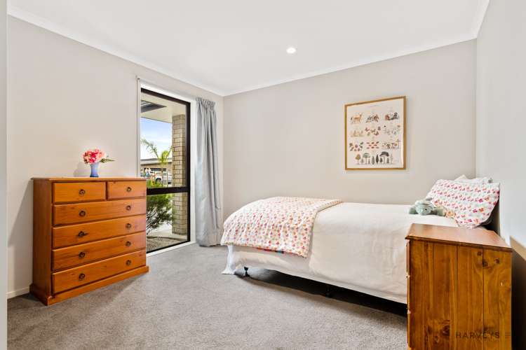 22 Robert Might Road Kumeu_11