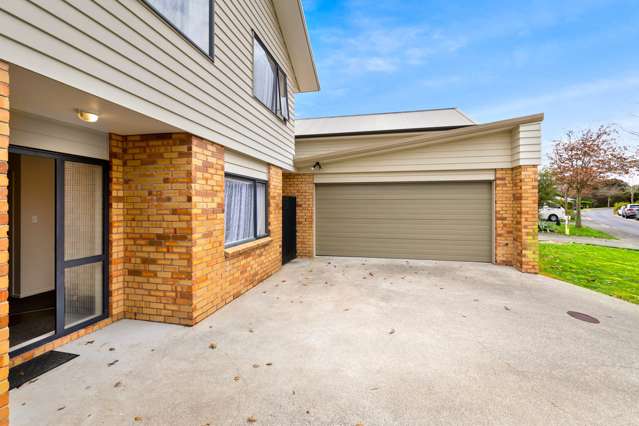 19 Pyramid Place Glen Eden_1