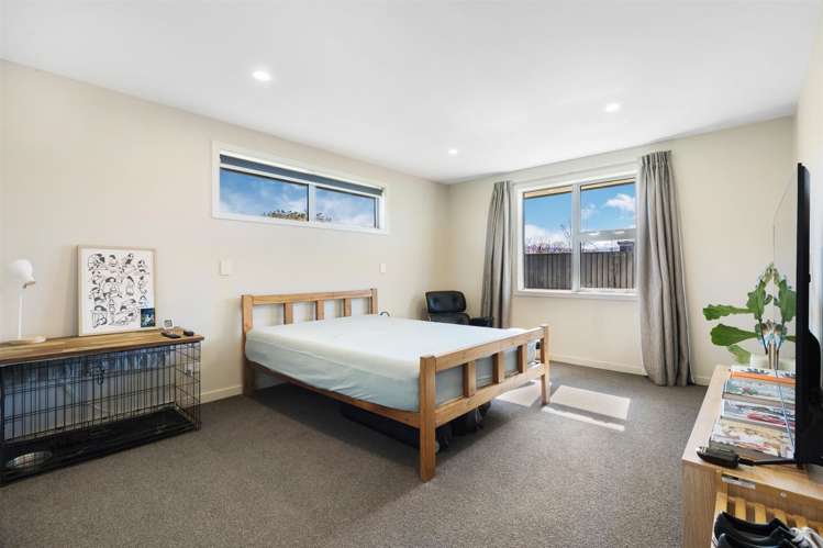 18 Finch Street Albert Town_7