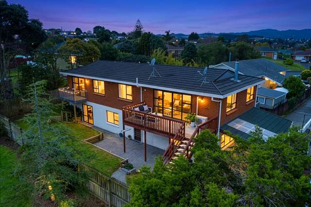 2/12 Grimshaw Place Henderson_2