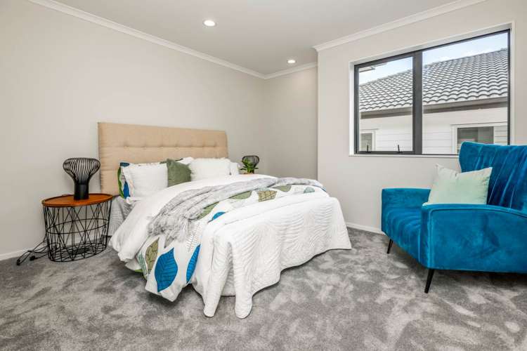 4 Uru Drive Flat Bush_13
