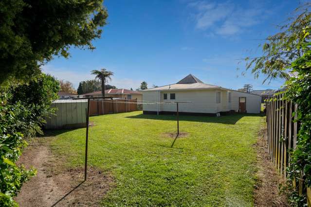 6 Raleigh Street Leamington_2