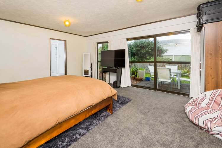 3/2 Marama Street Castor Bay_14