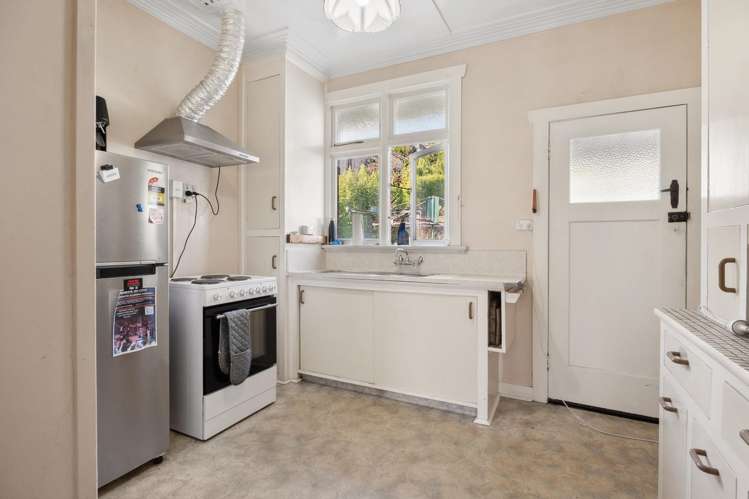 408 North Road North East Valley_9