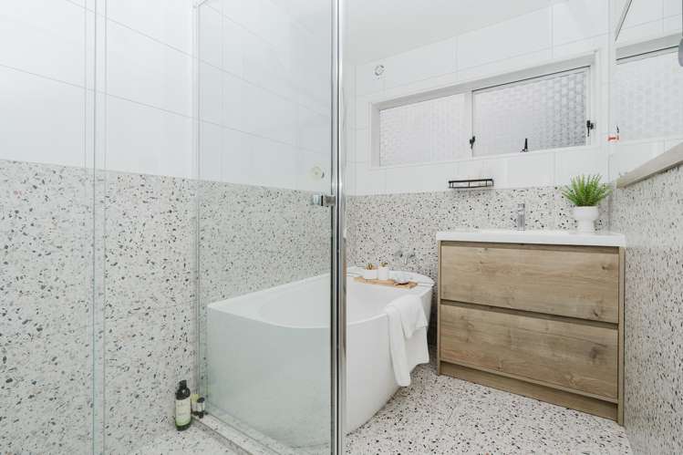 2 Dorothy Place Hillcrest_11