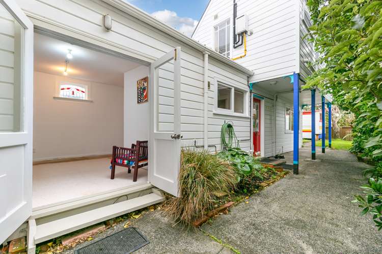 24 Hargreaves Street Mount Cook_6