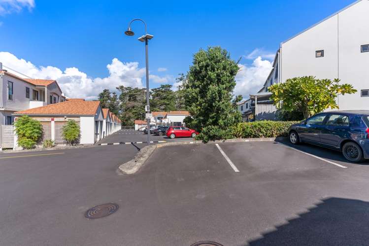 17/21 Armoy Drive East Tamaki_18