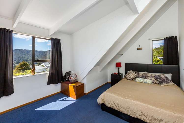 2 Fenchurch Grove Stokes Valley_14