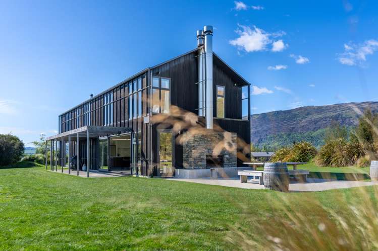 13 Orchard Road Wanaka_3