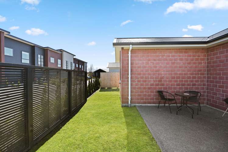 16/37 North Ridge Drive Rototuna North_13