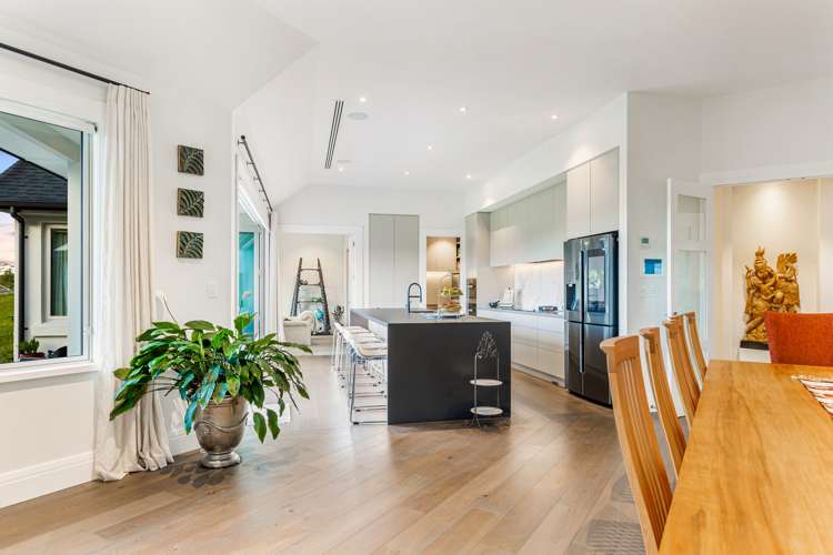 13 Myra Evelyn Grove Dairy Flat_19