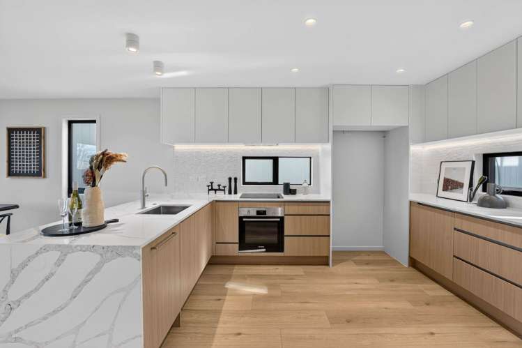 22 Weybridge Crescent Glen Innes_8