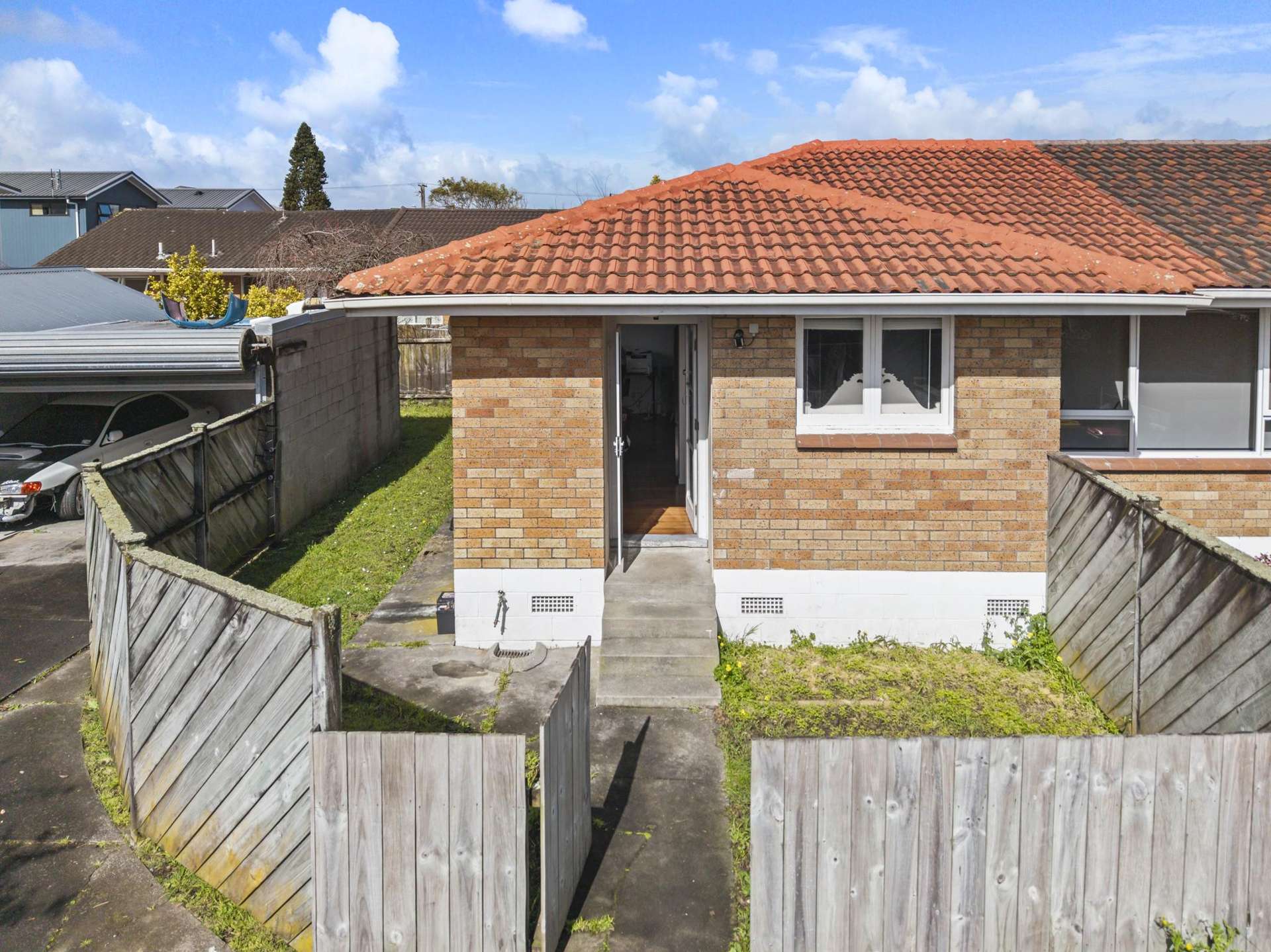 2/2 Overton Road Papatoetoe_0