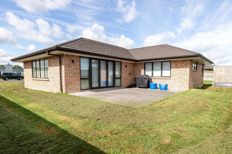 16 Costello Drive Ngatea_17