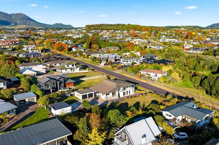 16 Harvey Street Waipahihi_4