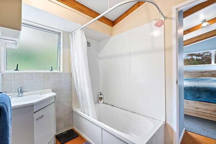 214 Milne Road Ruatangata_9