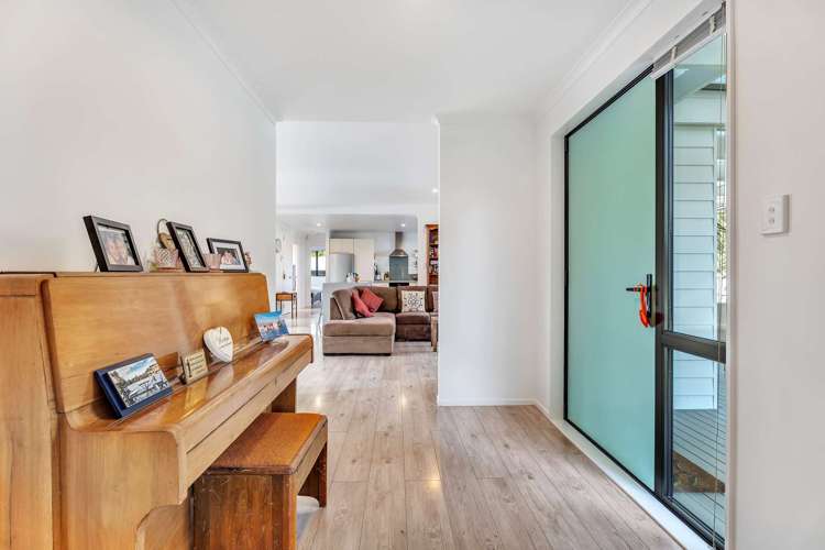 1a ocean beach road Tairua_20