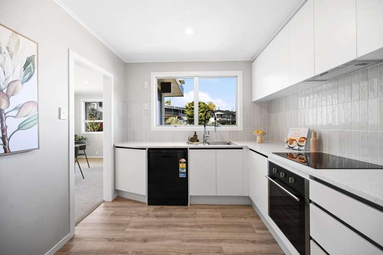 17 Ridgeway Place Glenview_8